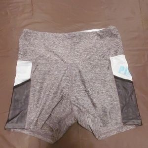VS workout shorts side pockets